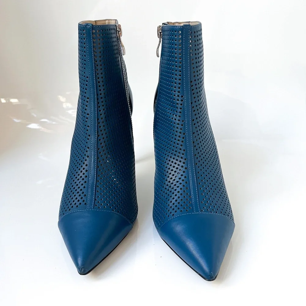 $599 Loriblu Perforated Blue Leather Ankle Boots Booties High Heel Pointy Toe 40